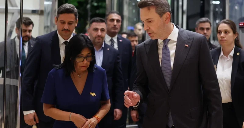 Madurodan sonra ilk xarici səfəri Türkiyəyə oldu VİDEO