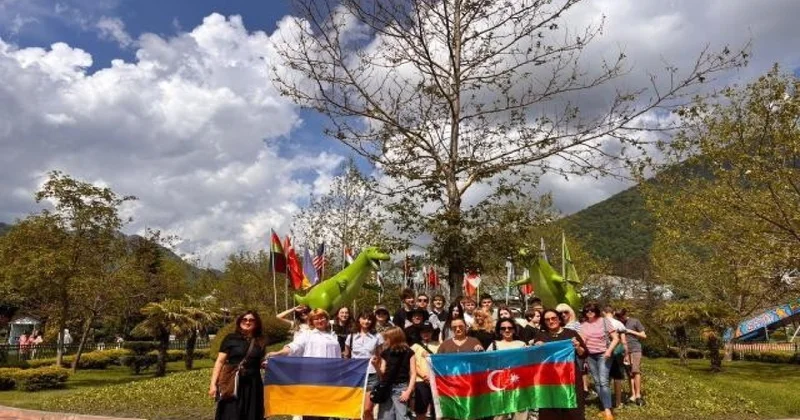 Azərbaycana gətirilmiş ukraynalı uşaqlara reabilitasiya xidmətləri göstərilir FOTO