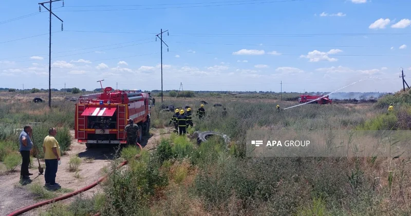 Hacıqabulda açıq ərazidə təkər tullantıları yanır