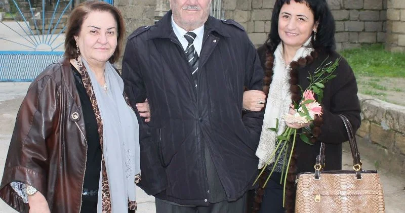 Şairlər günündə dünyadan köçüb, Tanrı dərgahına ucladı Əşrəf!