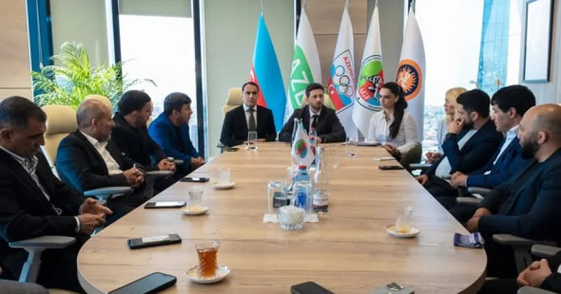 Sərbəst güləş üzrə aşağı yaş qruplarından ibarət milli komandaların tərkibi yenidən formalaşdırılıb