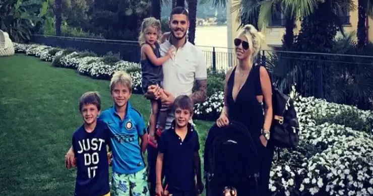 Vanda Nara Mauro İkardini şoka saldı: bahalı hədiyyəsini satışa çıxardı