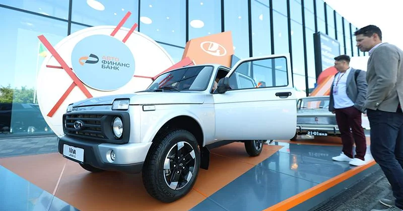 AvtoVAZ yenilənmiş Lada Niva Legend avtomobilini təqdim edib