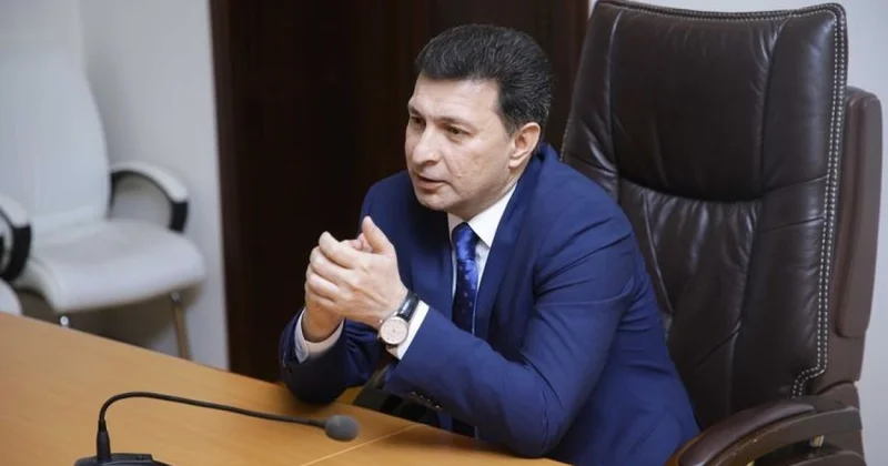Tibb Universitetinin rektoru: Bu gün sosial autizmlik formalaşır