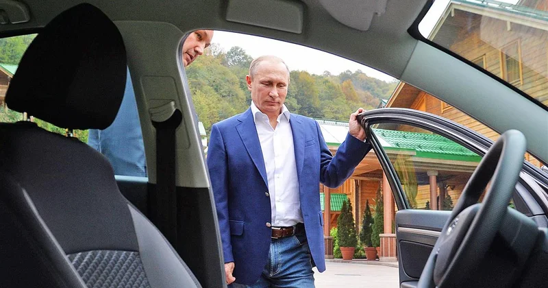 Putinin təhlükəsizlik kameraları söndürüldü