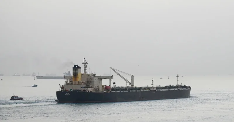 Хуситы намерены запретить Израилю судоходство в Красном море