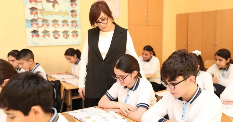 Müəllimlərin peşə statusu üzrə beynəlxalq çərçivə YENİLƏNƏCƏK
