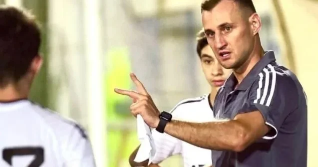 Qarabağ onlarla müqaviləni yenilədi