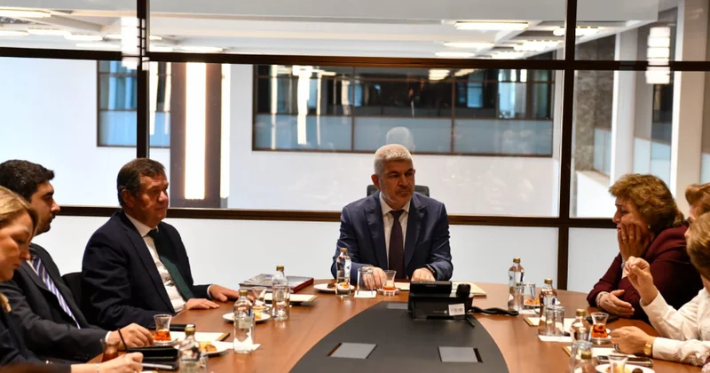 Türkiyənin Millət Kitabxanasına Qərbi Azərbaycanın irsinə dair kitablar təqdim olunub