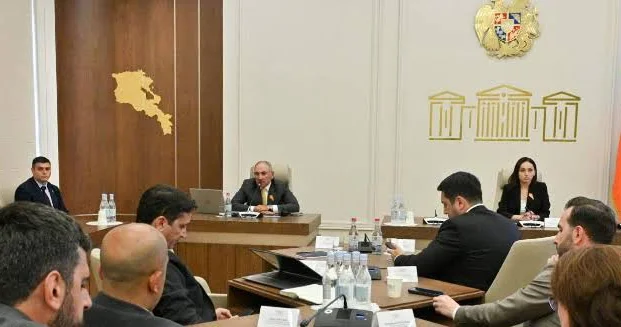 Üçbaşlı müharibə partiyası məğlub oldu Nikol Paşinyan