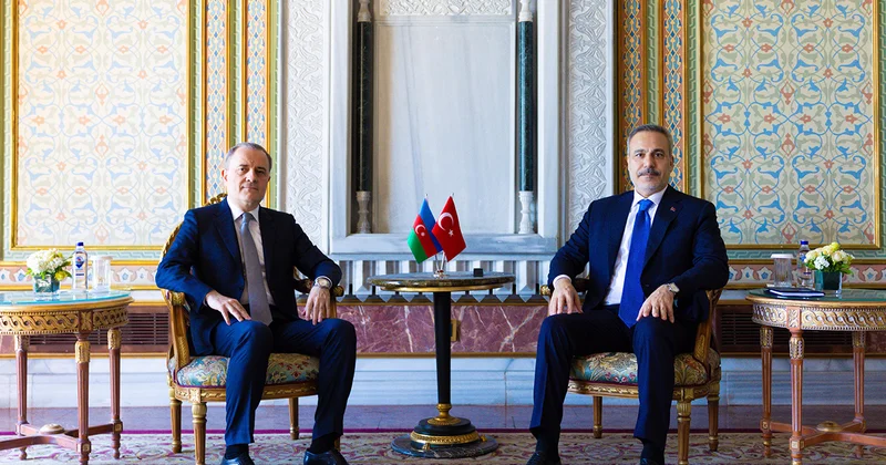 İstanbulda görüşdülər Foto