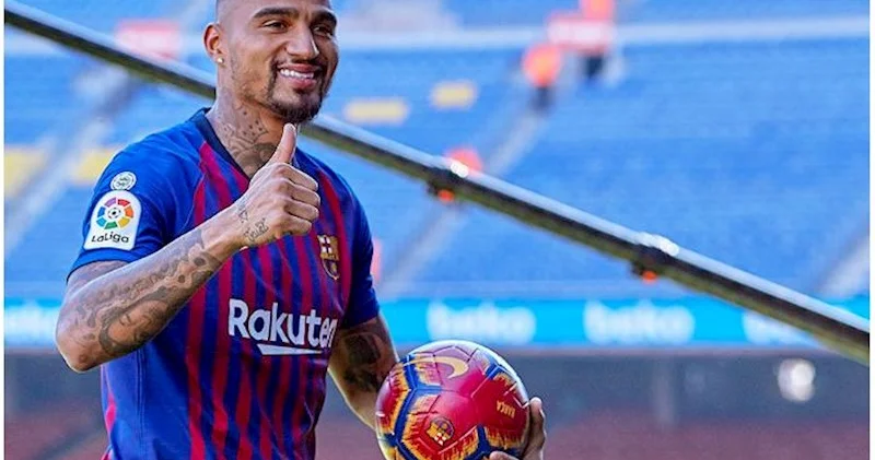 Ronaldo onun Messi ilə bağlı dediklərinə gülüş işarəsi qoydu Foto