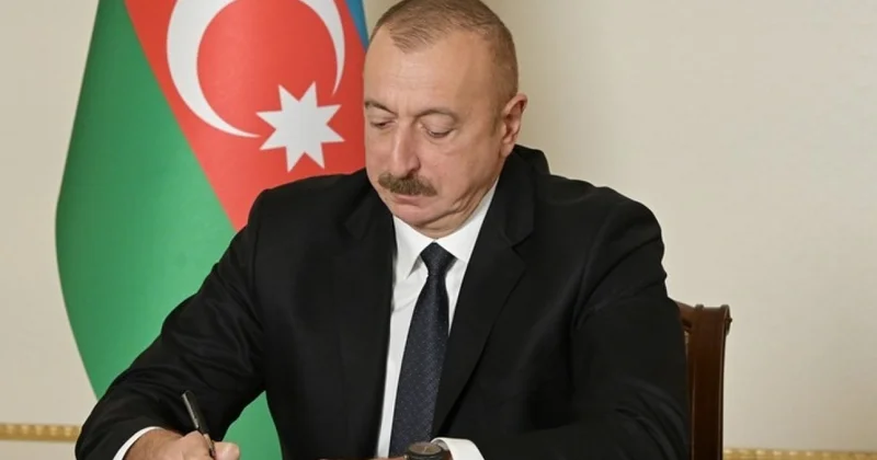 Алиев присвоил дипломатические ранги