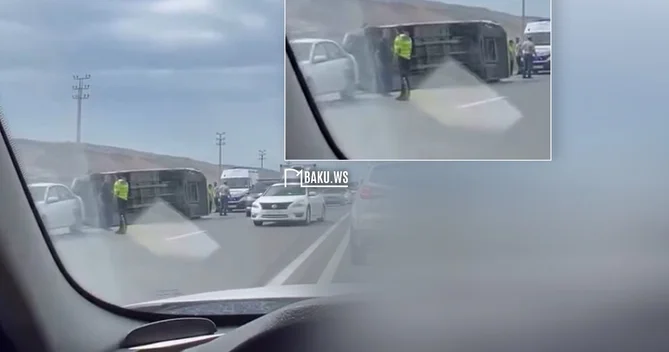 Xocasən yolunda QƏZA Ford Transit aşdı