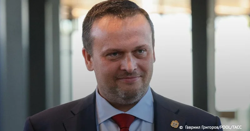 Putin yeni nəqliyyat naziri təyin edib
