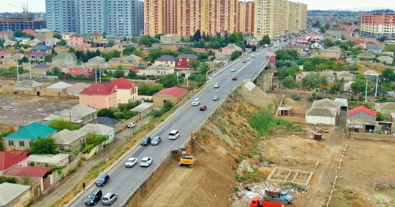 Sumqayıtı Saray qəsəbəsi ilə birləşdirən körpüyə aparan yanaşma yolları genişləndirilir