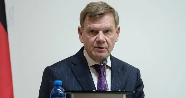 Almaniyanın xarici işlər naziri deyib ki, Avropa Putinə təzyiqi artırmaq üçün ABŞ la danışıqlar aparır