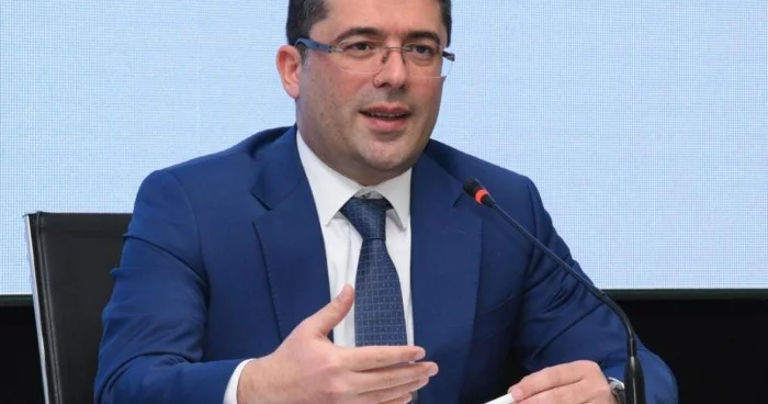 Demokratik mətbuatın sürətli inkişafı Ümummilli Liderin adı ilə bağlıdır Əhməd İsmayılov
