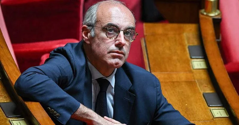 Расследовавший сделку Макрона депутат найден мертвым