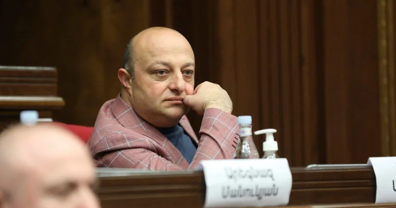 Потасовка в парламенте Армении: депутата от Айастан могут лишить иммунитета