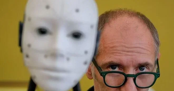 Robotlar artıq hiss edə bilir: Yeni nəsil dəri hazırlandı