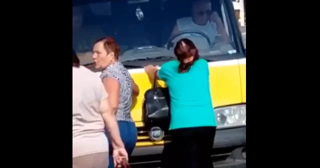 Oğlu səfərbər edilən ukraynalı qadının çətin anları... VİDEO