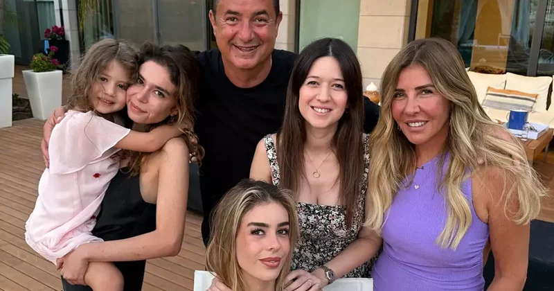 Acun keçmiş xanımı ilə