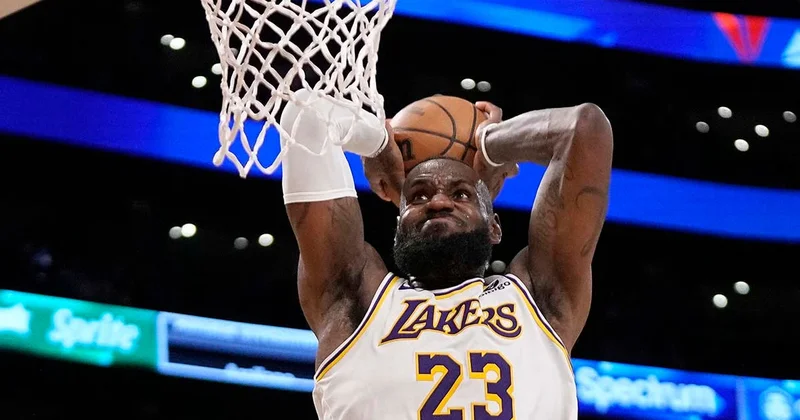 Lebron “Oklahoma Siti”yə xəbərdarlıq etdi, oğlu isə ondan danışdı