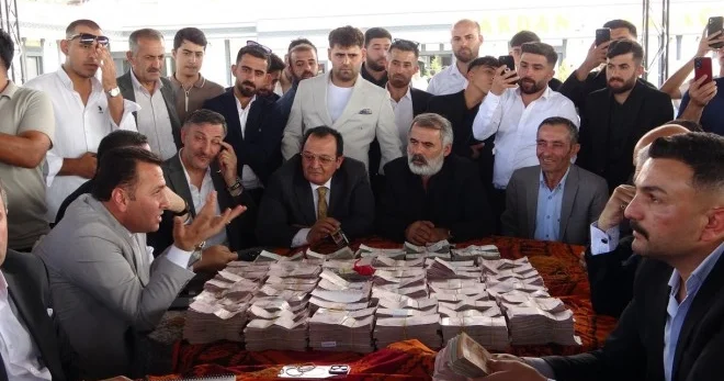 Bu toyda 8000 qonaq iştirak etdi, 7.5 milyon pul yığıldı