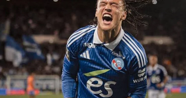 Fənərbaxça belçikalı futbolçu üçün Yuventus la rəqabət aparrır