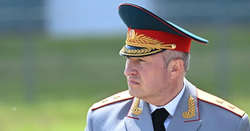 Глава МЧС России, прибывший с особой миссией и посланием от Путина , встретился с Кямаледдином Гейдаровым