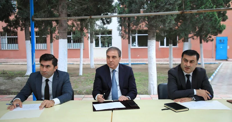 Niyazi Bayramov vətəndaşlarla görüşdü Fotolar