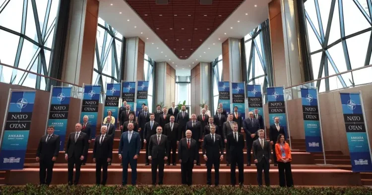 Ay Yıldız qərargahı ilk dəfə NATO nazirlərinə təqdim OLUNDU