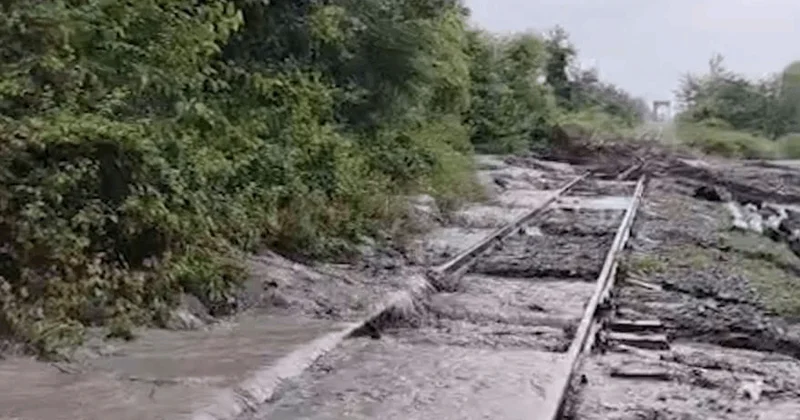 Sel Qax Balakən dəmir yolu infrastrukturuna ziyan vurub