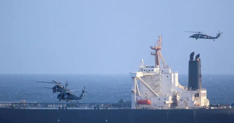 Tankerlər Hörmüz boğazından keçməkdən imtina etdi