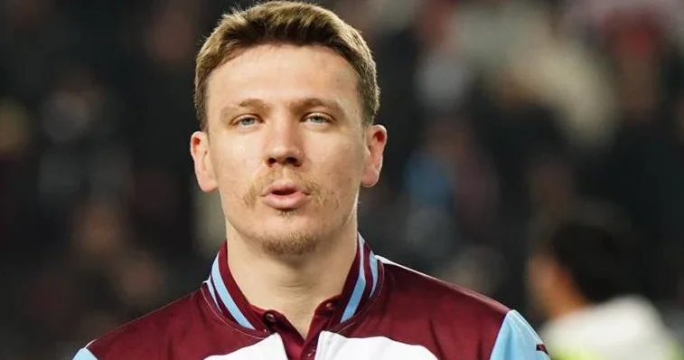 “Trabzonspor”un futbolçusu Super Liqada klubunu dəyişdi
