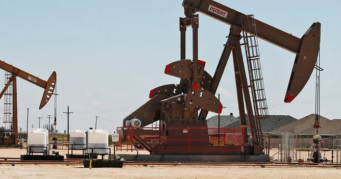 Brent markalı xam neftin qiyməti bir barel üçün 78 dolları keçib