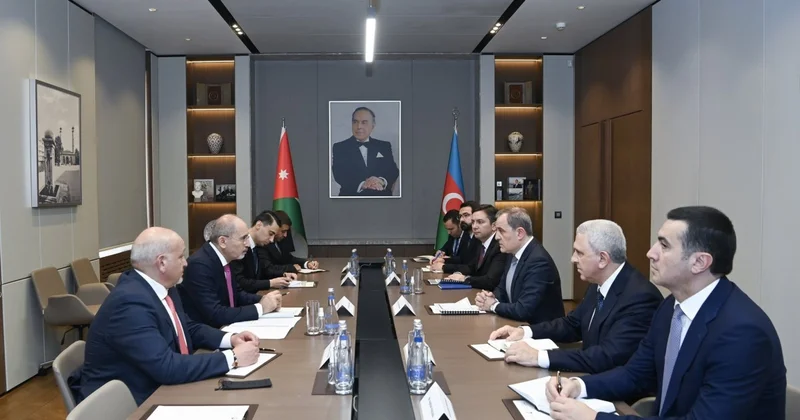 Ceyhun Bayramovla İordaniya Baş nazirinin müavini arasında geniştərkibli görüş keçirilir FOTO