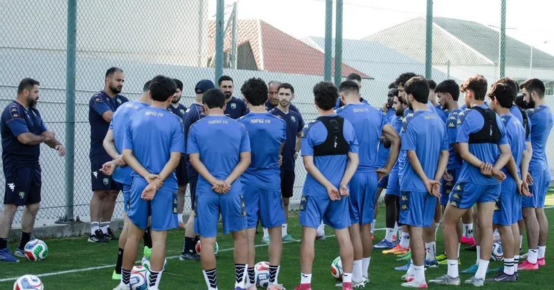 “Kəpəz” “Neftçi”nin yetirməsini sınaqdan keçirir
