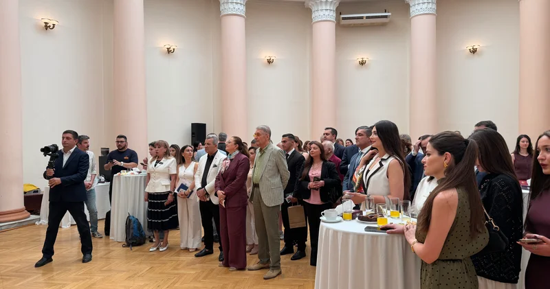 “Azərbaycan təsviri sənətinin inciləri: Qızıl kolleksiya” sərgisinin təqdimatı keçirilib