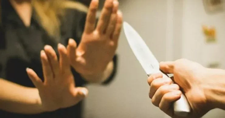 Bakıda DƏHŞƏT: kişi əvvəl arvadını, sonra özünü öldürdü