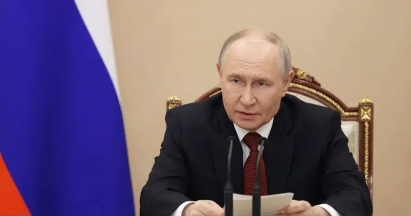 Путин поддержал идею создания малых НПЗ на фоне ситуации с топливом