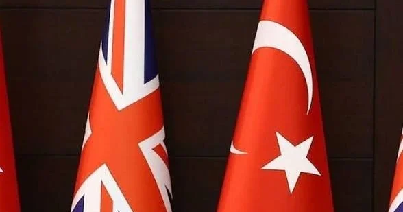 Türkiyə və Böyük Britaniya arasında təhlükəsizlik və müdafiə tərəfdaşlığı müqaviləsi imzalanıb