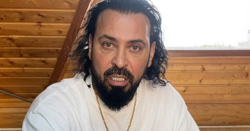 Ad günündə ev hədiyyə etdilər, saxta çıxdı