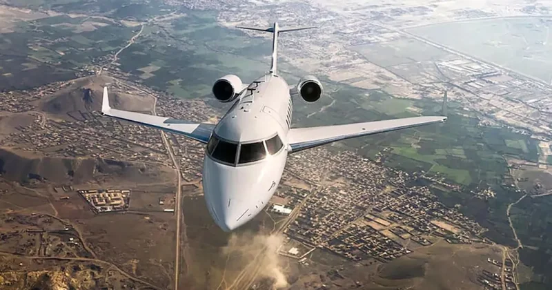 Самолет НАТО кружит вокруг российской области