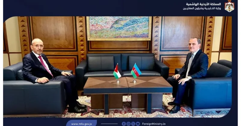 Главы МИД Азербайджана и Иордании проводят переговоры