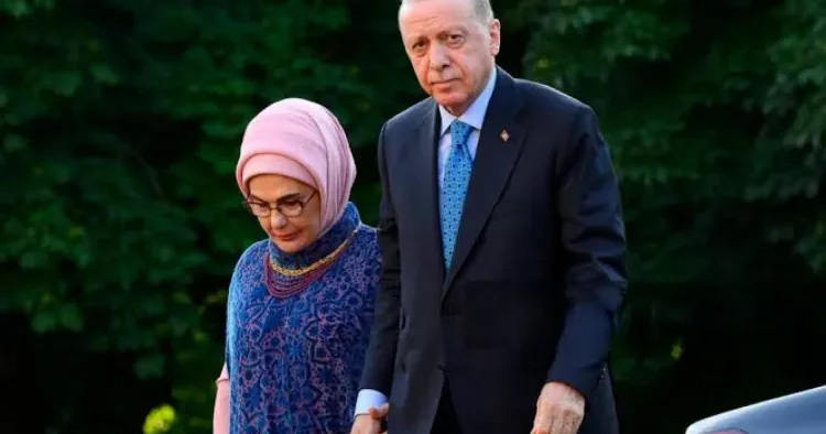 Ərdoğandan xanımına simvolik jest NATO zirvəsində 22 illik dönüş