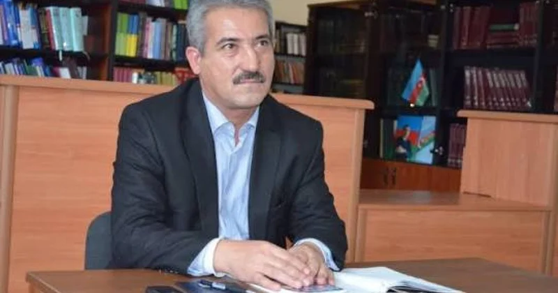 Sizin də məhləyə yağış yağırmı? Günün şeiri