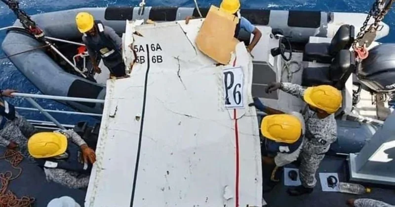 Pakistanda radarlardan itən "Boeing" təyyarəsinin qalıqları aşkar edildi