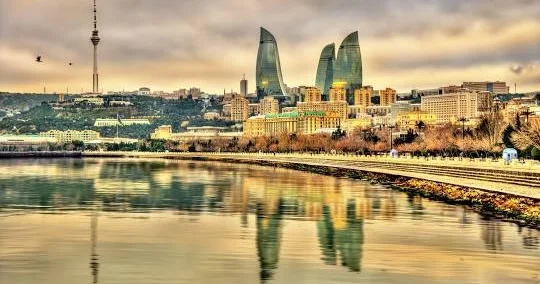 Страна, где рядом стоят мечети, церкви